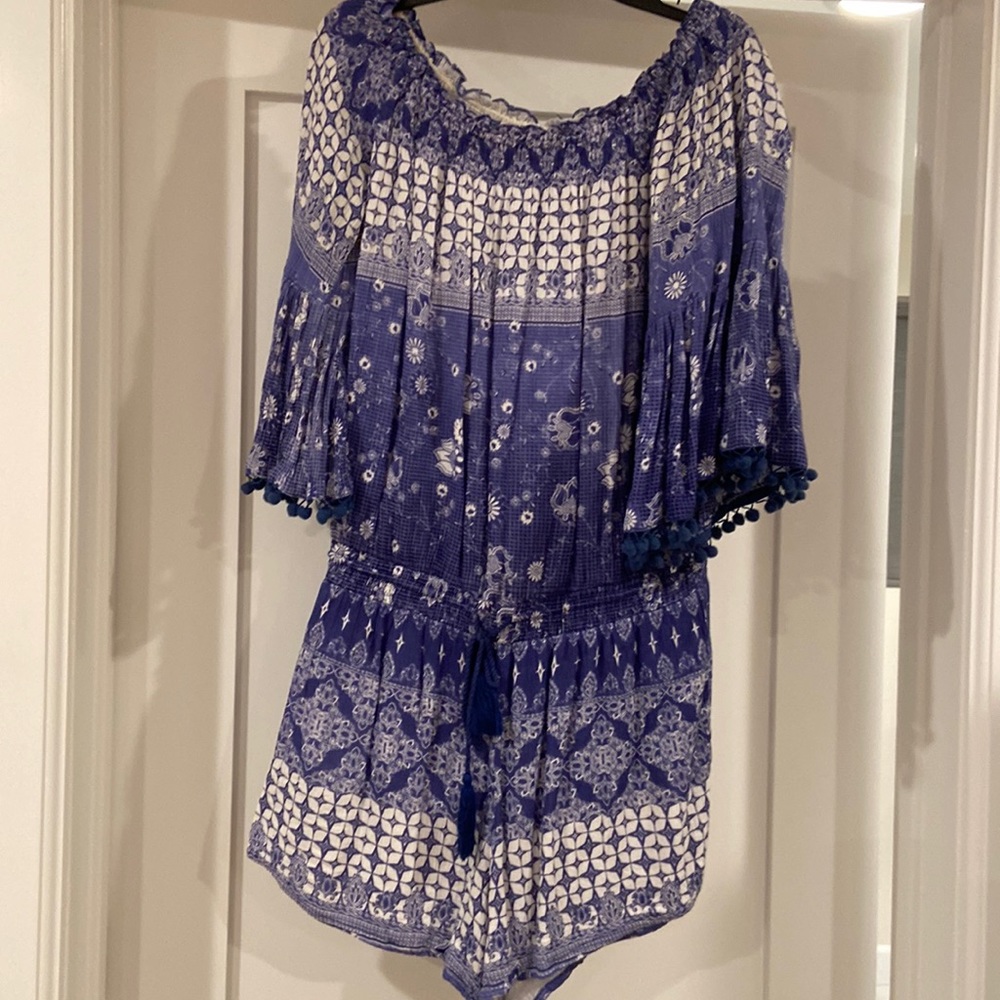 Off the should romper from anthropology